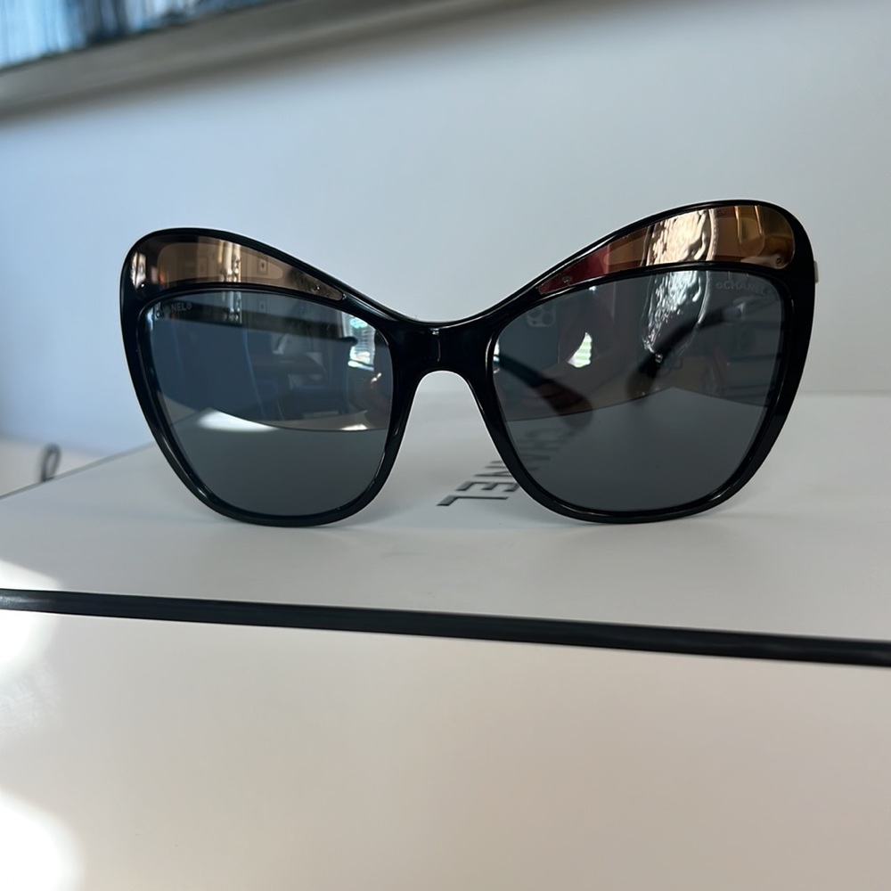 Authentic Chanel Butterfly Sunglasses. Black and Silver.